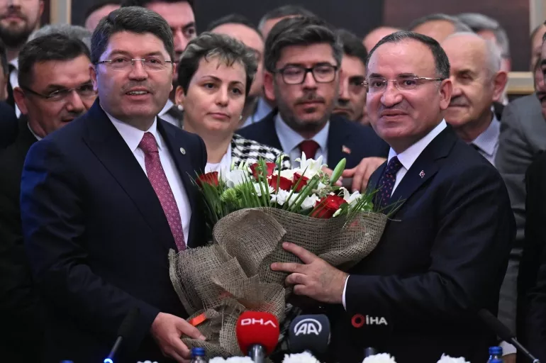 Adalet Bakanı Yılmaz Tunç'tan "Türkiye Yüzyılı'na özel proje" talimatı