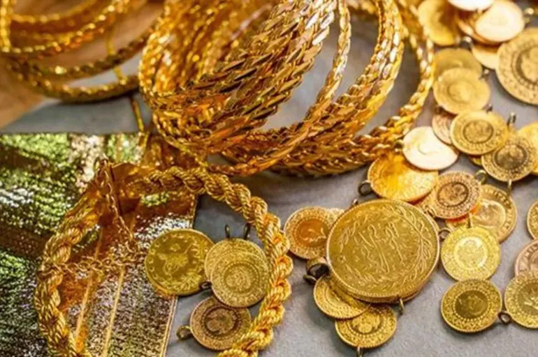 Altın alımı için fırsat! Ünlü ekonomist altın fiyatlarının dibi göreceği tarihi açıkladı: Elinizi çabuk tutun
