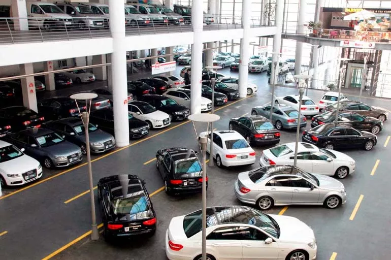 Otomobil piyasasında rekor zam yolda! Uzmanlar duyurdu: Araba fiyatları ne kadar zamlanacak?