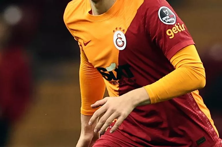 Son dakika… Galatasaray transferi açıkladı! Yıldız futbolcu ile anlaşma sağlandı