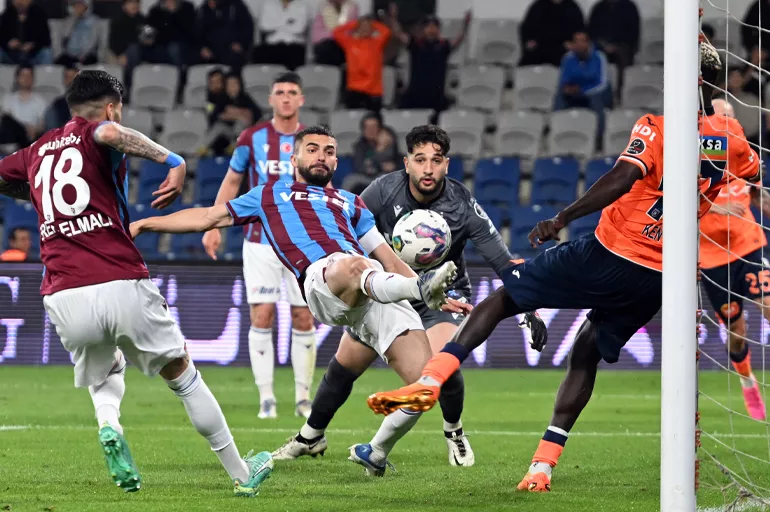 Son dakika... Trabzonspor sezonu mağlubiyetle kapattı!