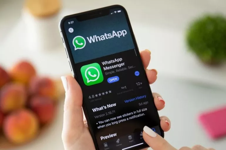 WhatsApp güncellendi: Durum paylaşımına bir yeni özellik eklendi!