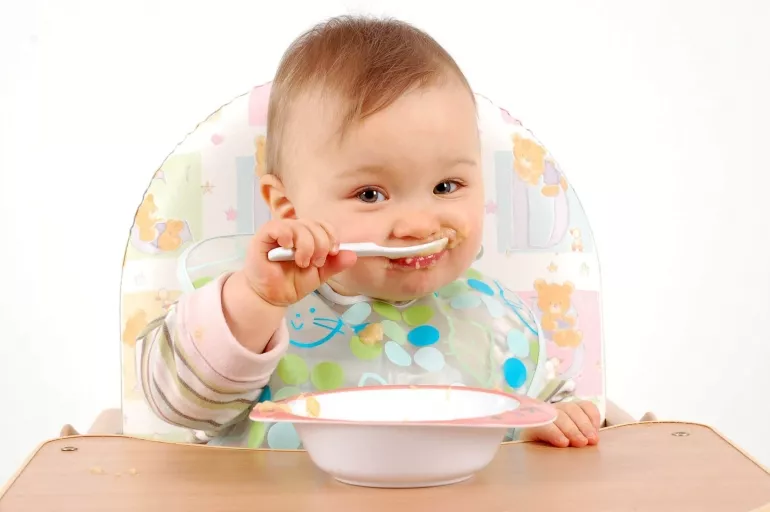 Bebe bisküvisi faydalı mı zararlı mı? Çocuğunuza yedirmeden önce mutlaka okuyun