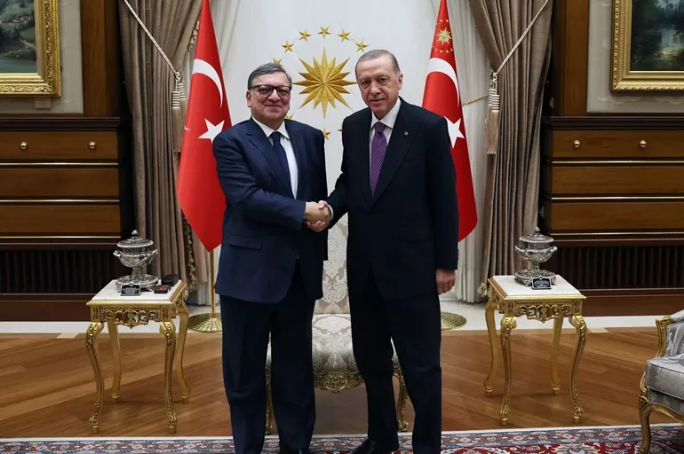 İletişim Başkanlığı duyurdu: Cumhurbaşkanı Erdoğan, eski AB Komisyonu Başkanı Barroso'yu kabul etti
