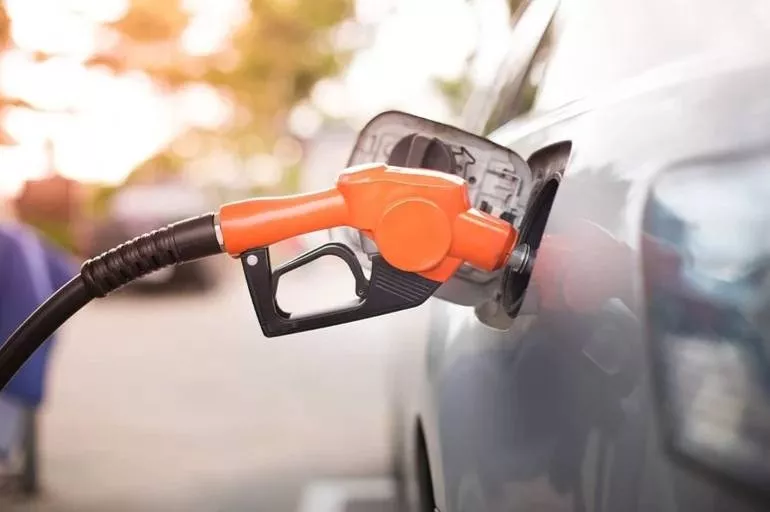 Benzine dev İNDİRİM | Benzine indirim mi geldi? 9 Aralık benzin indirimi sonrası litre fiyatı ne kadar?