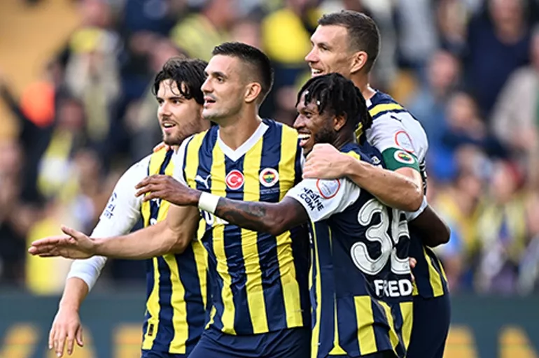 Fenerbahçe'den tarihi sezon! Kendi rekorunu kırdı