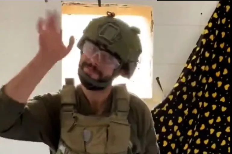 İşgalci İsrail askerleri iğrençlikte sınır tanımıyor! İşte mide bulandıran görüntüler