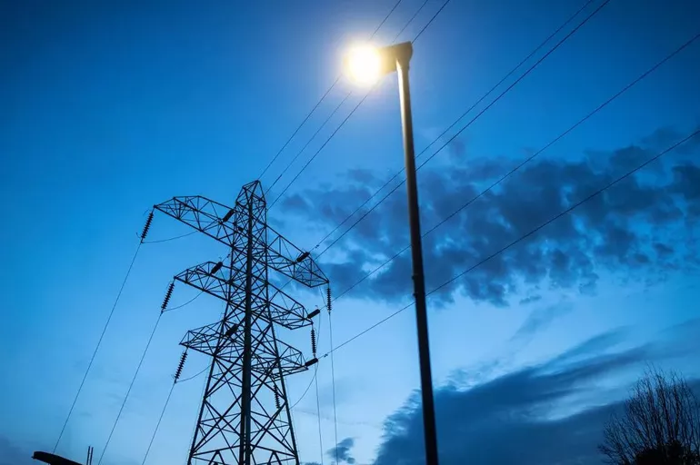 İstanbul karanlığa gömülecek! BEDAŞ 12 Aralık Salı elektrik kesintisi: İstanbul'da elektrik kesintilerinin yapılacağı ilçeler açıklandı 