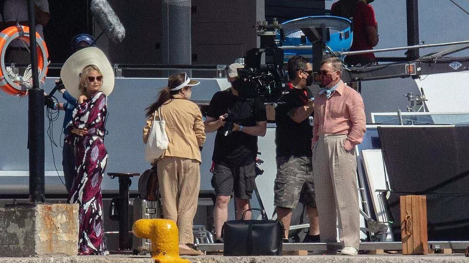 Ethan Hawke, Knives Out 2 kadrosunda! TRHaber