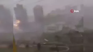 Başakşehir'de korkunç anlar! Elektrik trafosu patladı