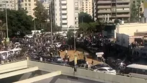 Beyrut'taki saldırıda binlerce kişiye ateş açıldı! O anlar kamerada