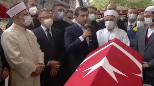 Selçuk Bayraktar'dan babasının cenazesinde duygu dolu konuşma