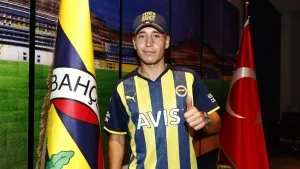 Fenerbahçe Emre Mor'u resmen duyurdu