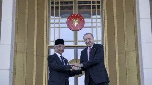 Cumhurbaşkanı Erdoğan Malezya Kralı Abdullah Şah'ı resmi törenle karşıladı