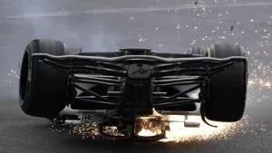 Formula 1'de korkunç kaza! Halo sistemi can kurtardı