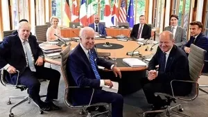 G7 liderleri Putin'le dalga geçti! İşte o anlar