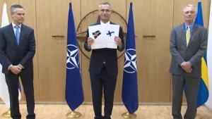 İsveç ve Finlandiya'dan NATO'ya resmi başvuru!