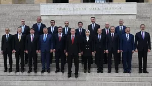 Cumhurbaşkanı Erdoğan ve yeni kabine Anıtkabir'de