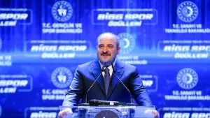 Varank: Uzaya gidecek adayları yakın zamanda Cumhurbaşkanı Erdoğan açıklayacak
