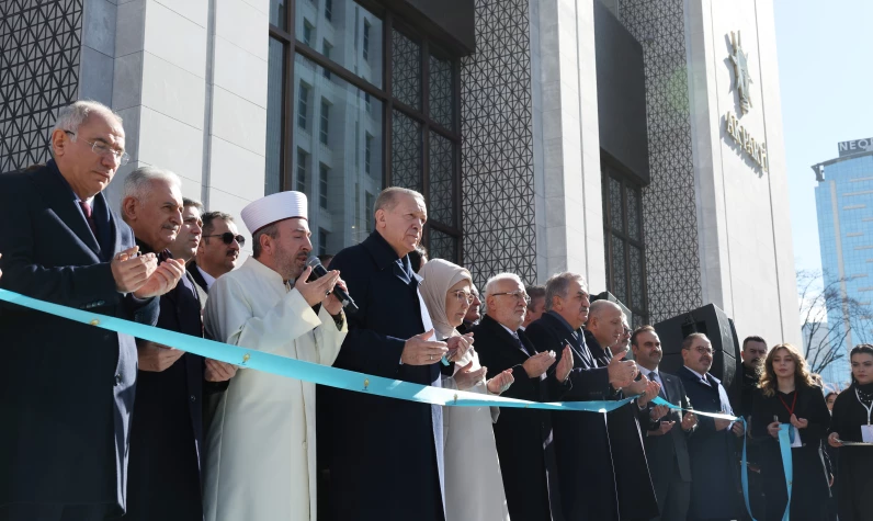 AK Parti Kongre Merkezi açıldı! Cumhurbaşkanı Erdoğan: Sandıklardan gümbür gümbür çıkacağız