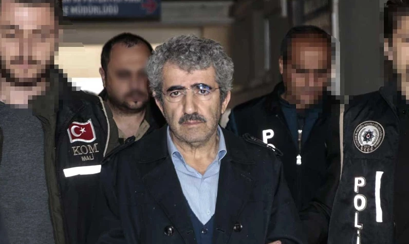 AYM'den bir skandal daha! FETÖ'cü eski ÖSYM Başkanı Demir beraat etti