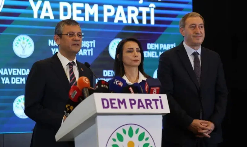 Ortaklar arası anlaşmazlık! CHP ve DEM Parti İzmir'de anlaşamadı! DEM Parti İzmir'de aday çıkartma kararı aldı
