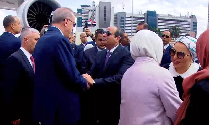 12 yıl sonra tarihi ziyaret! Cumhurbaşkanı Erdoğan Mısır'da