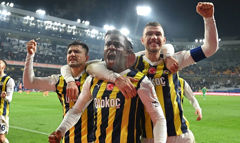 Dev operasyon! Fenerbahçe'de 9 futbolcuyla yollar ayrılıyor