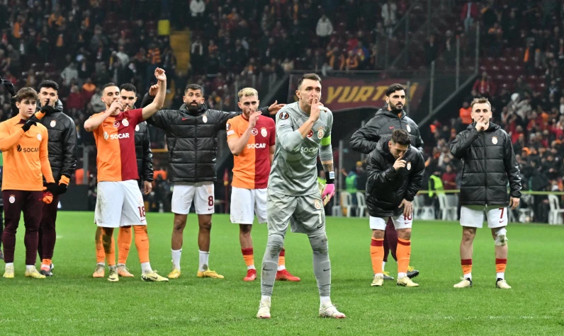 Muslera'dan Galatasaray'ın yeni sözleşme teklifine dikkat çeken yanıt