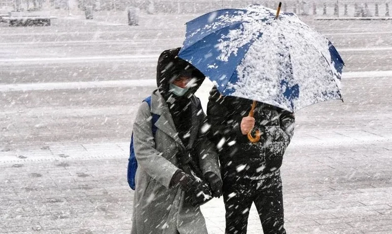 Lapa lapa kar yağacak! Meteoroloji'den kar ve sağanak uyarısı: İstanbul ve Ankara'da hava nasıl olacak?