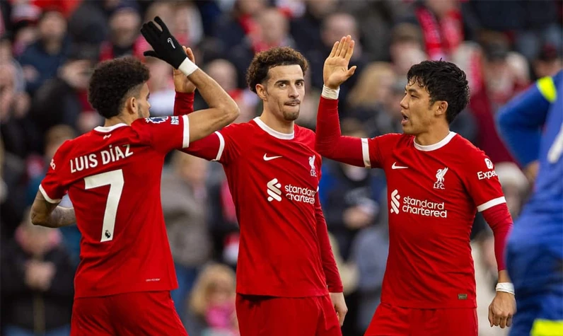 Liverpool, Burnley'i 3 golle geçti: Enes Ünal yeni takımıyla siftah yaptı