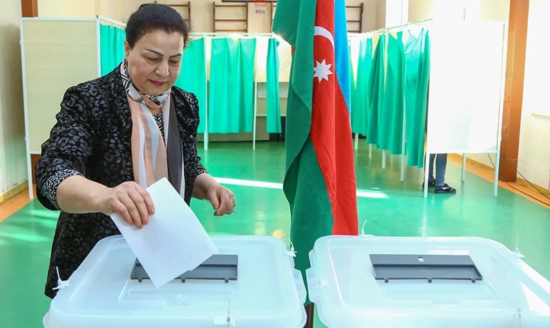Azerbaycan'da seçim heyecanı! 6.5 milyon seçmen sandığa gidecek! Karabağ'da 30 yıl sonra oy kullanılacak
