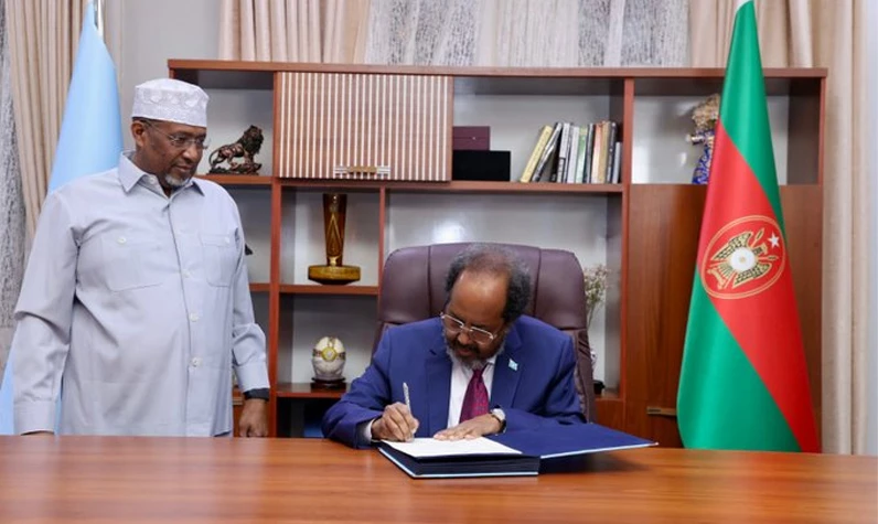 Somali Cumhurbaşkanı Mahmud tarihi anlaşmayı imzaladı: 'Kardeş Türkiye'ye derin şükranlarımızı sunuyoruz'