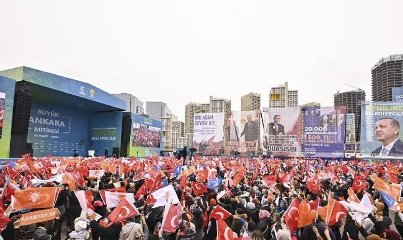 23 Mart Erdoğan Ankara mitingine kaç kişi katıldı? AK Parti-Cumhurbaşkanı Erdoğan mitinginde kaç bin kişi var?