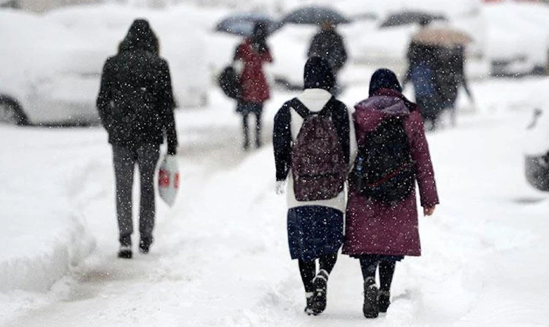 8 Mart okullar tatil mi ilan edildi? Kar yağışından dolayı hangi illerde tatil var? Sivas, Erzurum, Kars, Van, Ağrı'da Cuma günü okul yok mu?