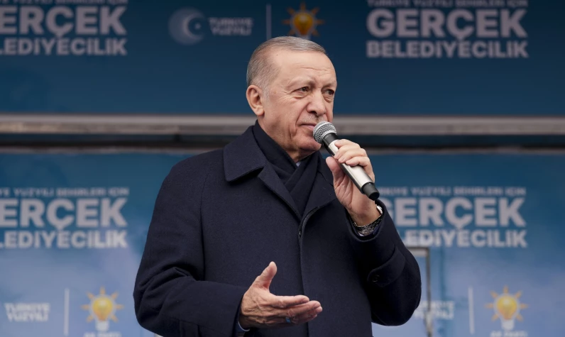 Cumhurbaşkanı Erdoğan: Milletimiz siyasi şantajcılara ve zübüklere itibar etmez