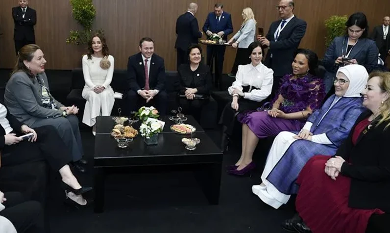 Cumhurbaşkanı Erdoğan'ın eşi Emine Erdoğan lider ve lider eşleri ile bir araya geldi!