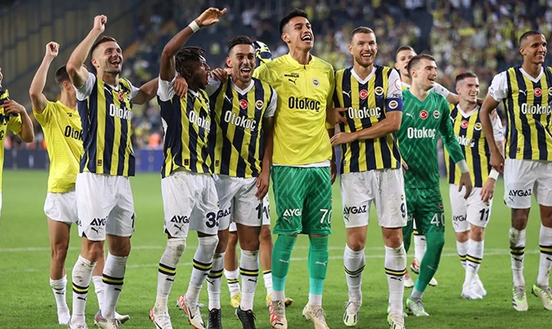 Fenerbahçe tarih yazmanın peşinde! 3 kupaya da talip