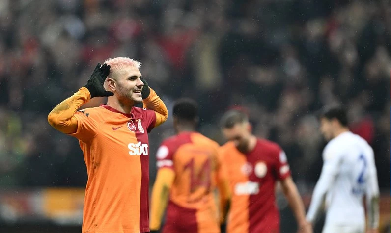 Icardi'den Galatasaray taraftarını sevindiren mesaj: Son 9 haftayı bana bırakın!