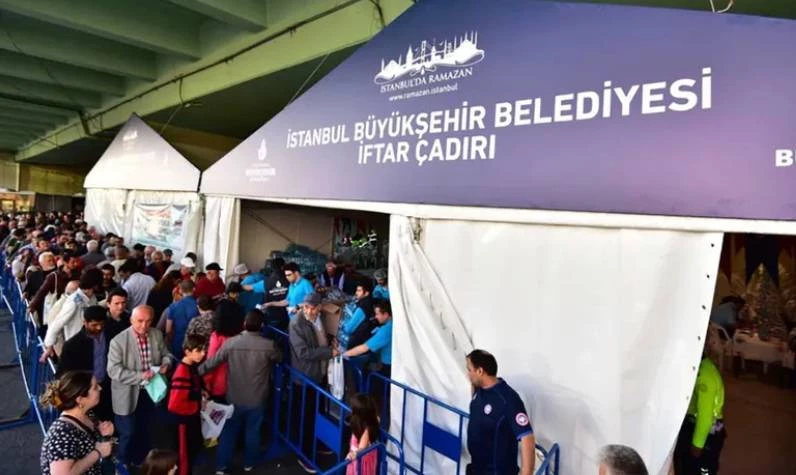 İstanbul iftar çadırı 2024 nerede var? İBB ücretsiz iftar yemeği nerede veriliyor?