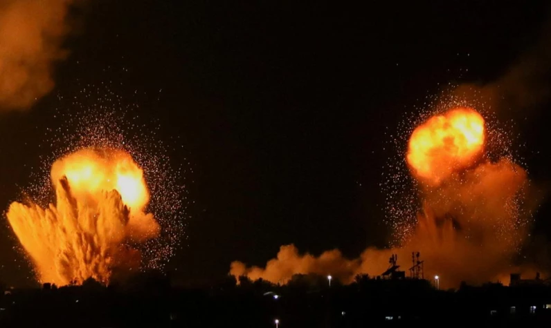 İsrail gece boyunca Gazze'ye ölüm yağdırdı Ramazan'ı kana buladı