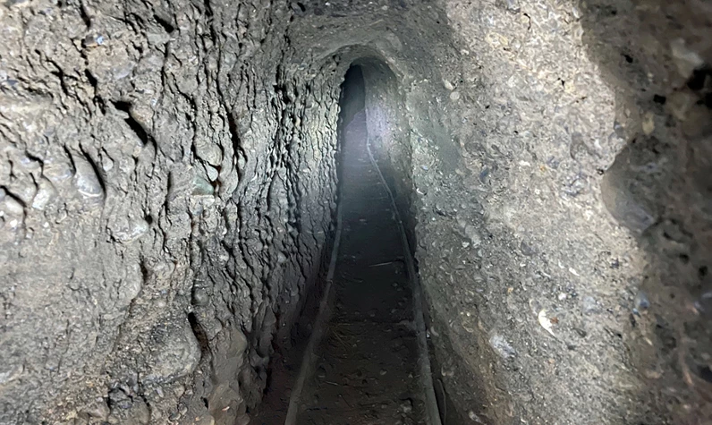 Kırgızistan'dan Özbekistan'a gizli tünel! Yerin altında tam 130 metrelik geçit