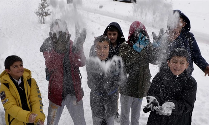 21 Mart Van'da okullar tatil mi ilan edildi? Yarın kar tatili var mı? 2024 Başkale, İpekyolu, Erciş, Tuşba ve Edremit ilçelerinde okul 1 günlük tatil mi?