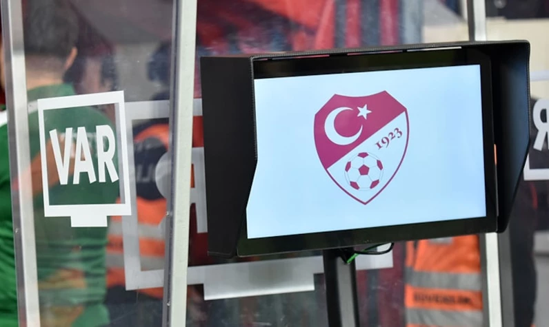 Süper Lig'in 30. haftasının VAR kayıtları açıklandı: İşte kritik hakem konuşmaları