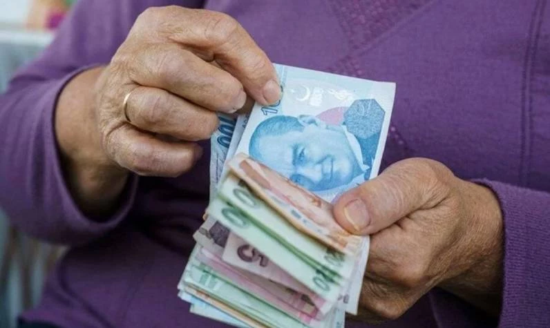 Ziraat Bankası-Halkbank-Vakıfbank 2024 emekli banka promosyonu 12 bin TL mi? Kamu bankası 2024 emekli promosyonu kaç para?