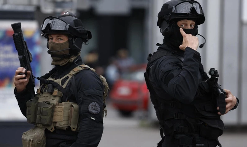 Fransa’da terör örgütü PKK'ya operasyon: Gözaltılar var