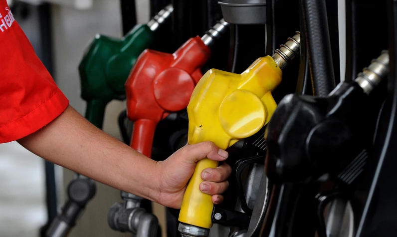 Motorine zam sinyali! Brent petrol fiyatları alev aldı: 5 Nisan benzin, motorin fiyatlarında son durum