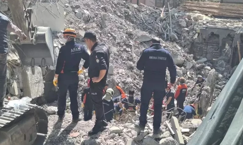 Ankara'da istinat duvarı çöktü! 1 işçi feci şekilde can verdi
