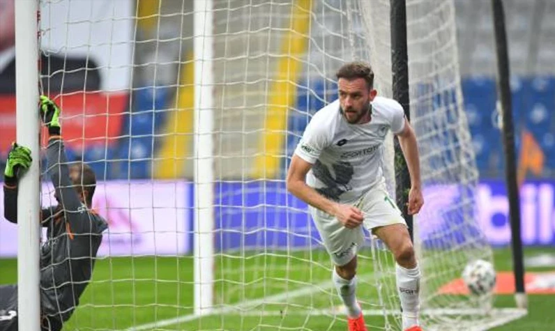 Süper Lig'e damga vurdu! Konyaspor'da tarih yazıyor
