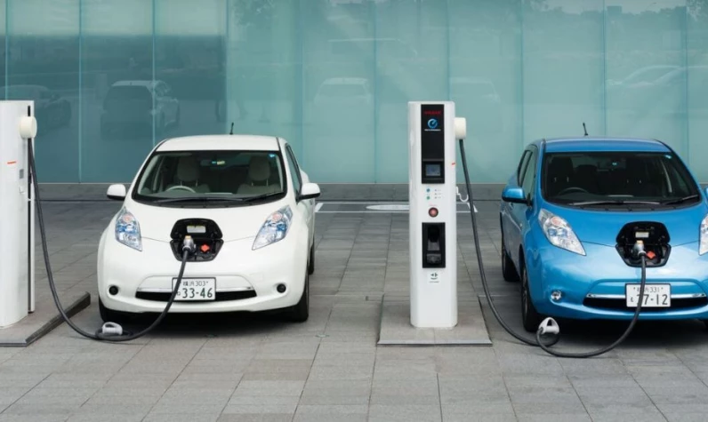 Otomobillerde denge değişecek! IEA'dan dikkat çeken rapor: 2030'a kadar 5'inden 1'i elektrikli olacak!